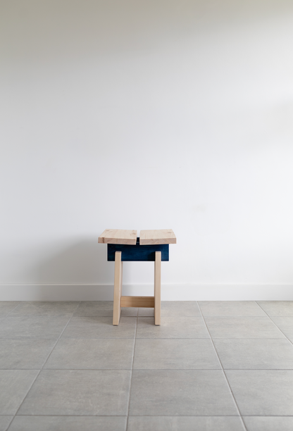 Pino Stool